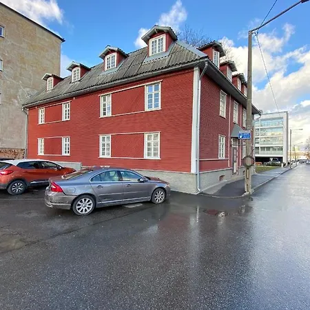 Busstation Travelhouse Hotel *